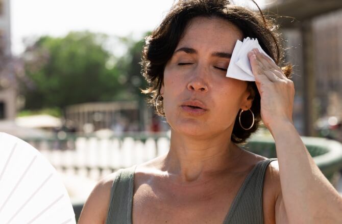 Quais exames devo fazer para descobrir se estou na menopausa?